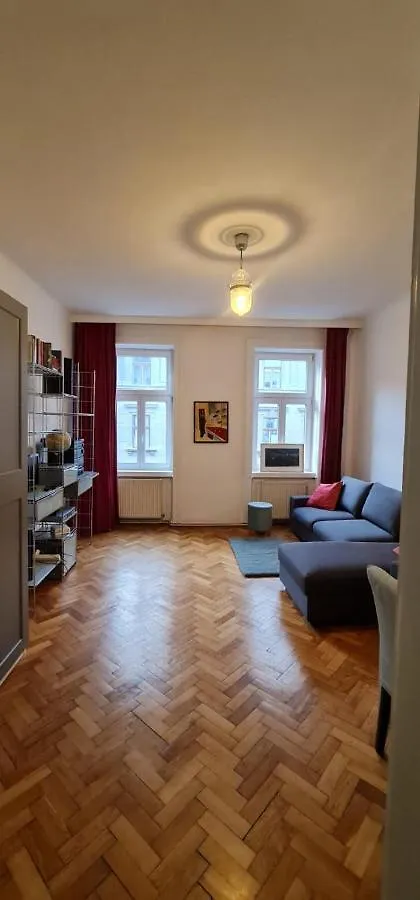 Govienna Homelike City Apartment